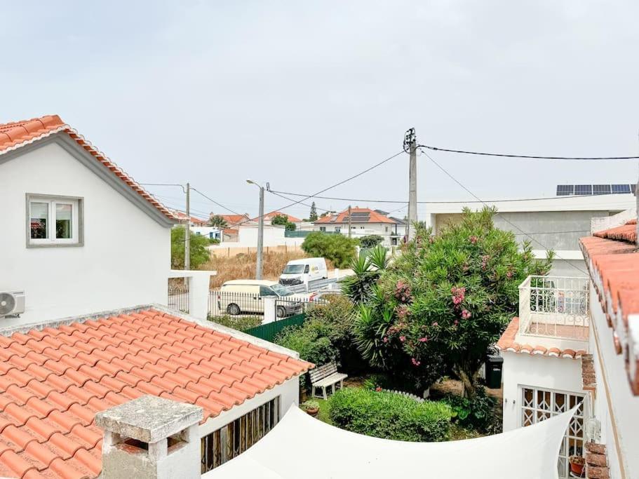 Costa Inn Beach House With Pool By Homeful Homes Costa da Caparica Dış mekan fotoğraf